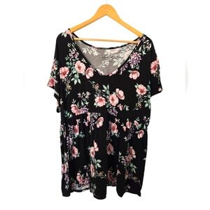 Torrid Black and Pink Floral Short Sleeve Blouse Size 3